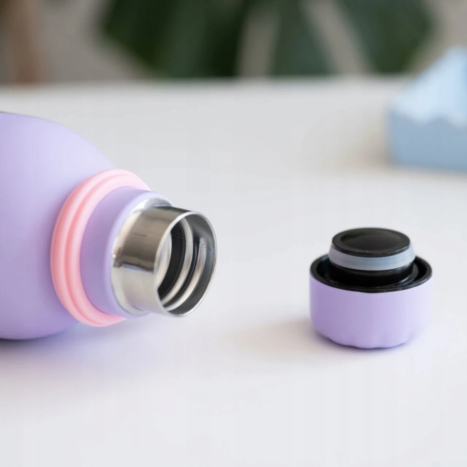 „Pusheen“ – nerūdijančio plieno termo buteliukas iš „Moments“ kolekcijos (500 ml)
