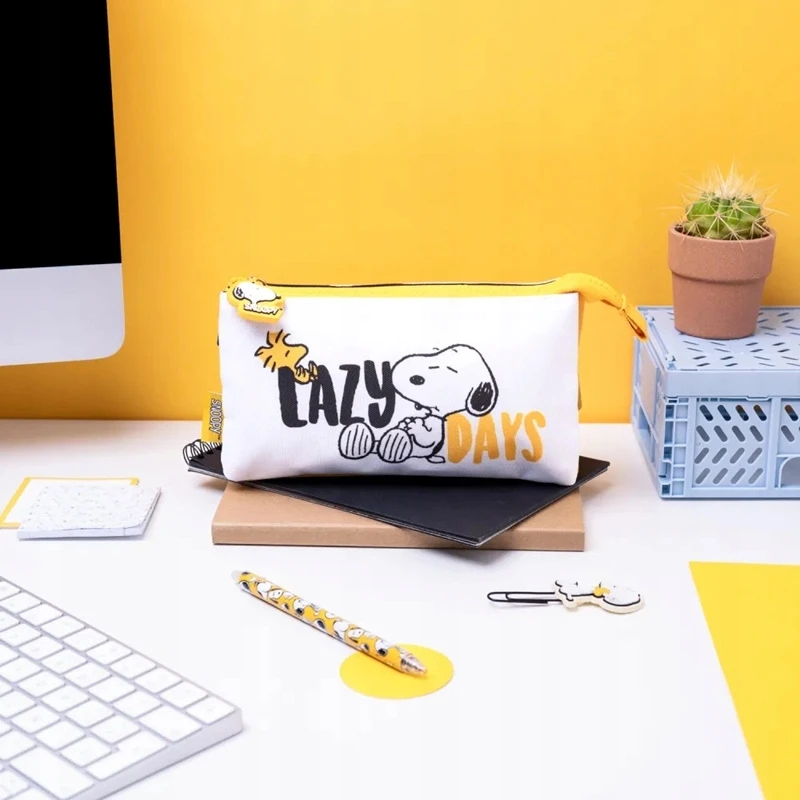 Grupoerik Snoopy - 3-compartment pencil case from the Lazy Days collection