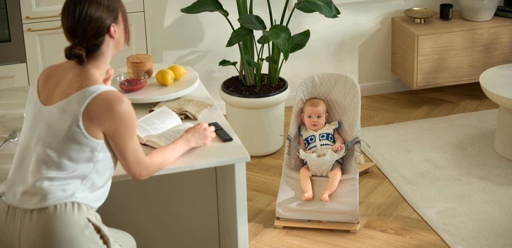 Gultukas-sūpynė Kinderkraft Mimi Pilkas