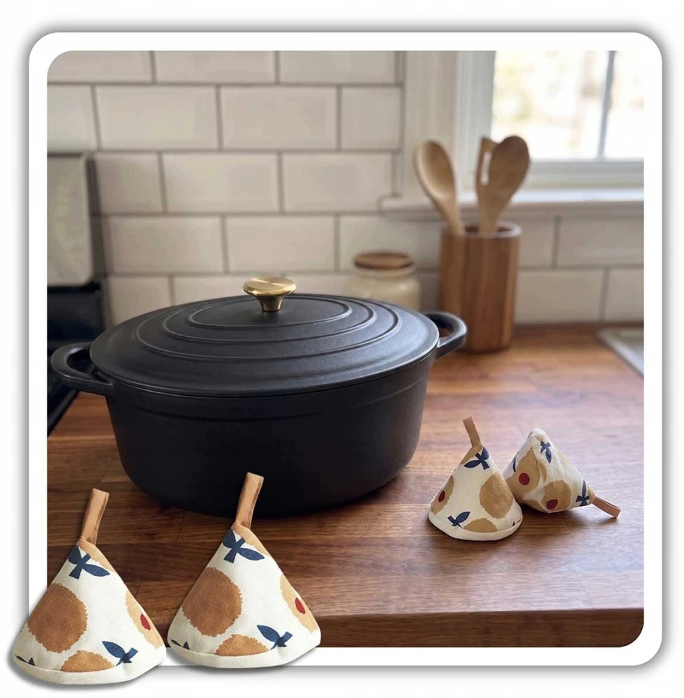 HAGE KETUS Keptuvė su dangčiu - žąsies troškinys - emalis - JUODA - 34x26cm - 6L