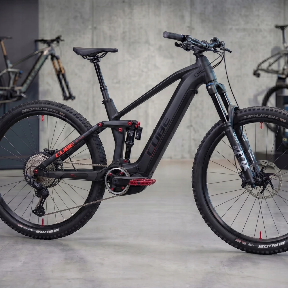 Hakuri RAUDONI ALIUMINIO PLATFORMOS PEDALAI, LENGVI, 3 kasetiniai guoliai, MTB VIŠAI