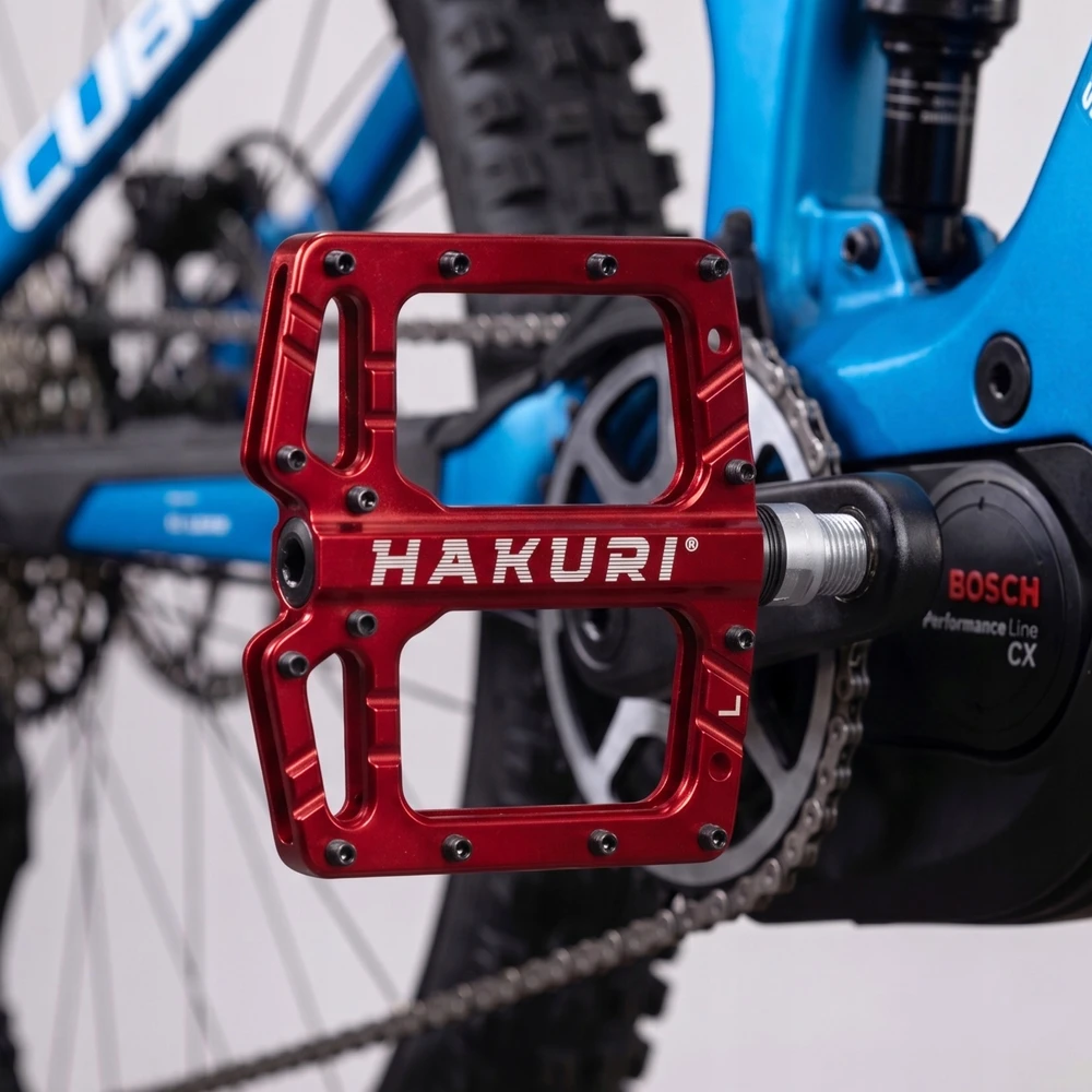 Hakuri RAUDONI ALIUMINIO PLATFORMOS PEDALAI, LENGVI, 3 kasetiniai guoliai, MTB VIŠAI