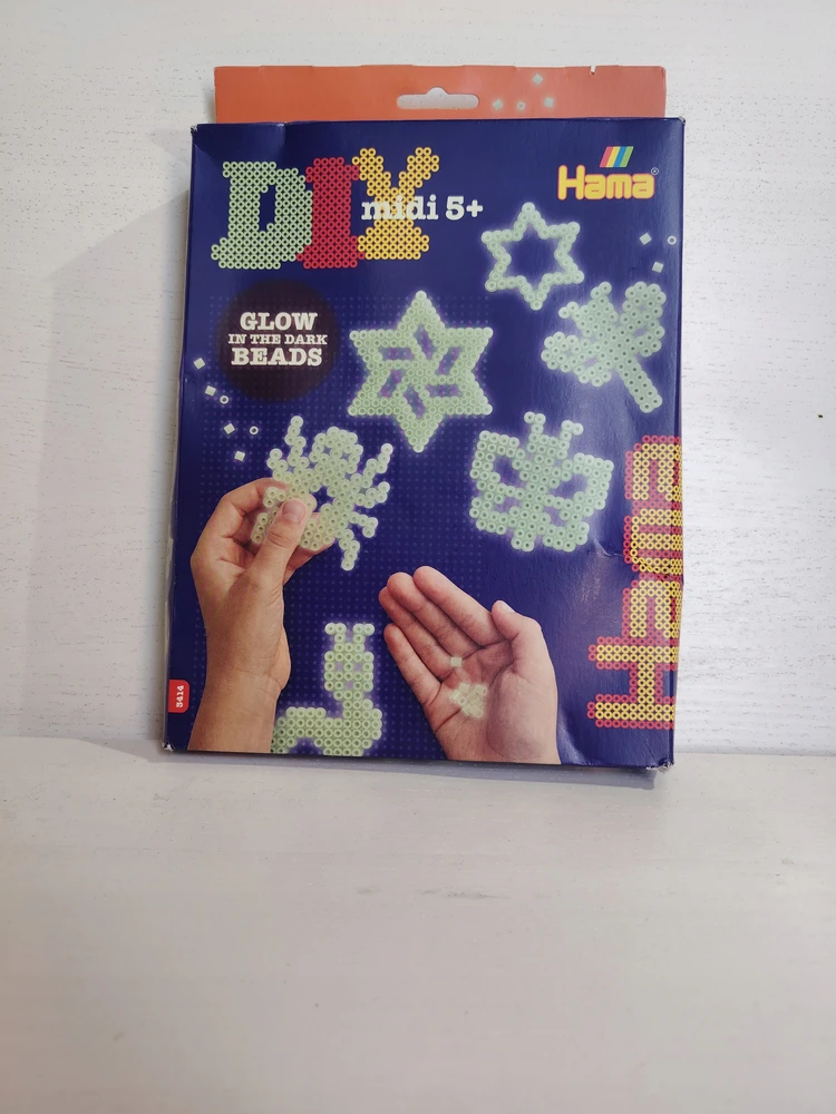 Hama pakabinama dėžutė - šviečia tamsoje