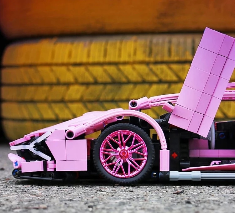 Handloteka TECHNINIS BLOKŲ RINKINYS SPORTINIS AUTOMOBILIS LAMBO 1280 SURINKIMO BLOKAI