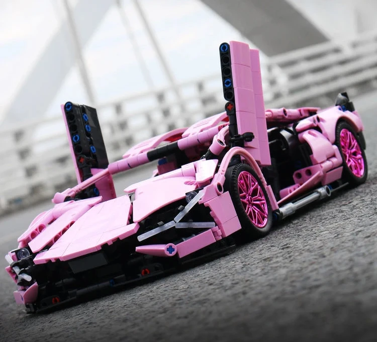 Handloteka TECHNINIS BLOKŲ RINKINYS SPORTINIS AUTOMOBILIS LAMBO 1280 SURINKIMO BLOKAI
