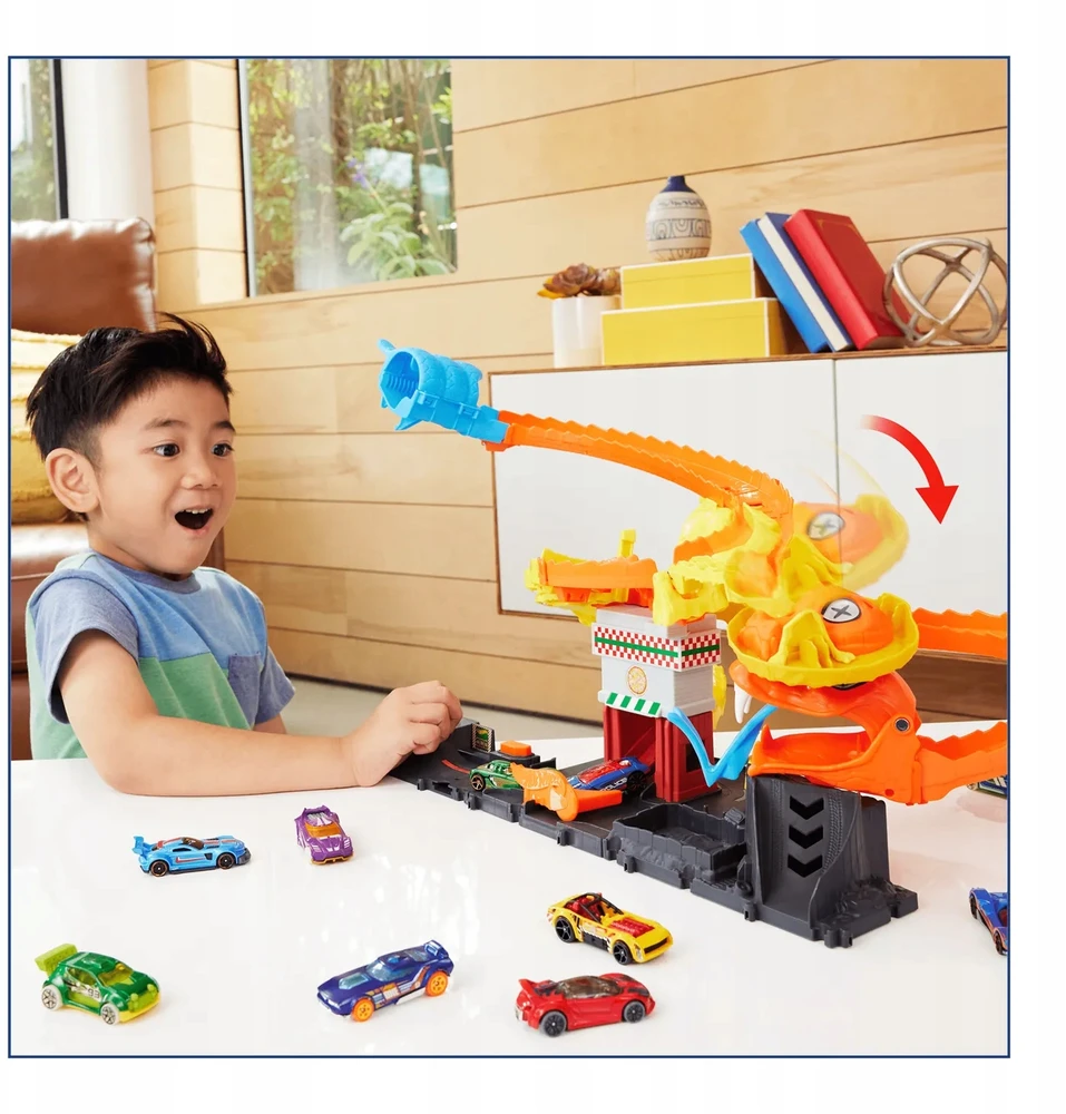 Mattel HOT WHEELS CITY rinkinys – Gyvatė picerijoje (HTN81)