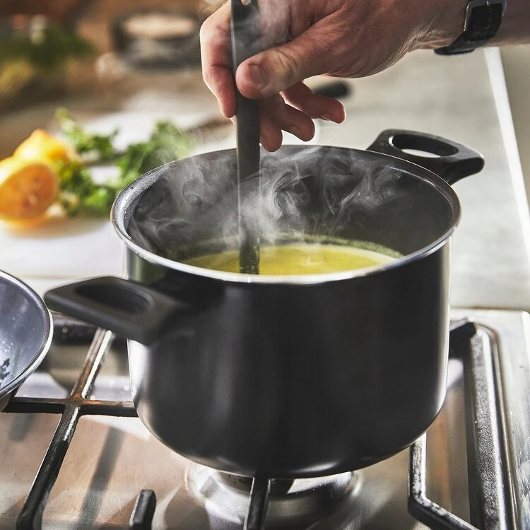 IKEA HEMLAGAD Puodas su dangteliu, nepridegančia danga, 3 l