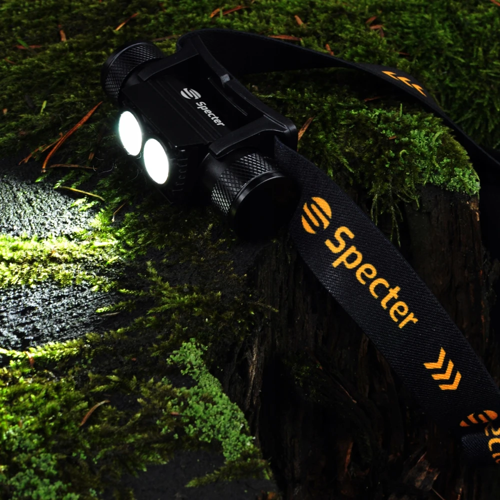 ĮKRAUJAMAS LED PRIEKINIS ŽIBINTAS Galingas SPECTER USB 2000lm dėklas