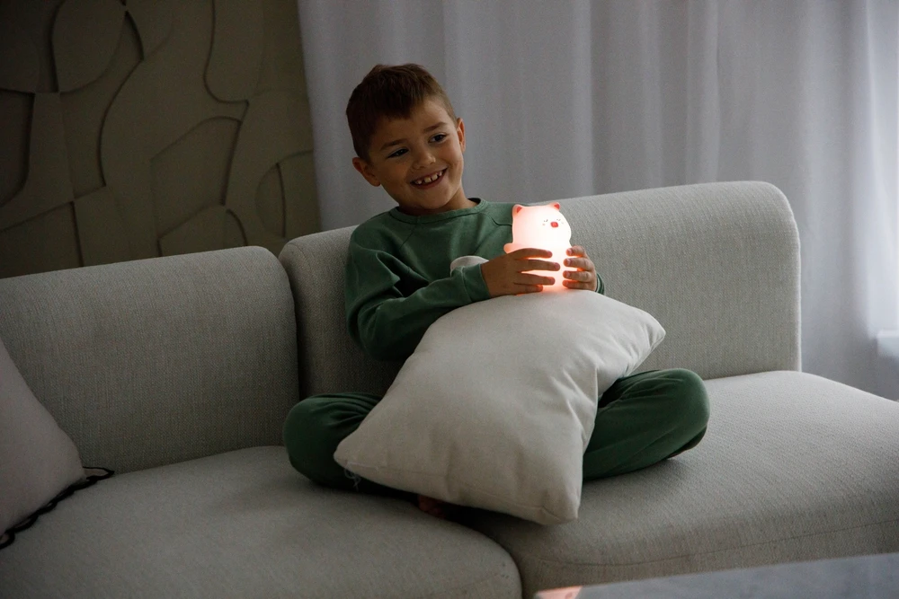 InnoGIO vaikiška naktinė lemputė silikoninė LED piggy touch minkšta