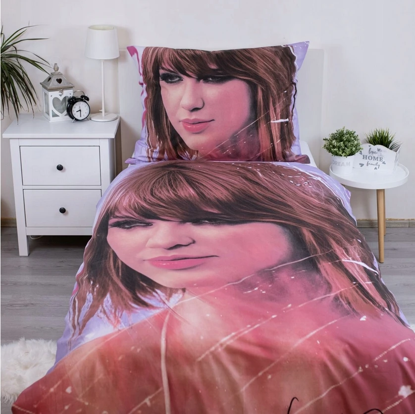 Jerry Fabrics TAYLOR SWIFT medvilninis patalynės komplektas antklodė 140x200cm pagalvė 70x90cm