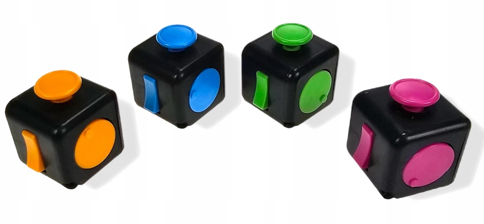 Jhc E Commerce RANKŲ KUBAS! ANTISTRESS FIDGET CUBE TOYS, rankenėlių mygtukai rankoje