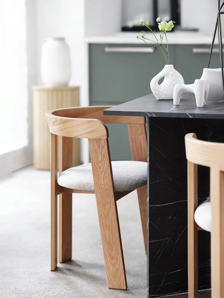 Jysk Medinė kėdė, aptraukta natūraliu ąžuolu BOVRUP