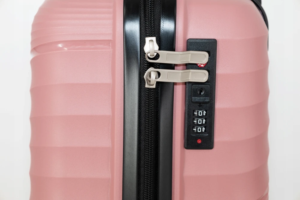 KALONAS MAŽAS KELIONINIS LAMINAS POLYPROPYLENE TSA 4 WHEELS LANZARO ROSE GOLD