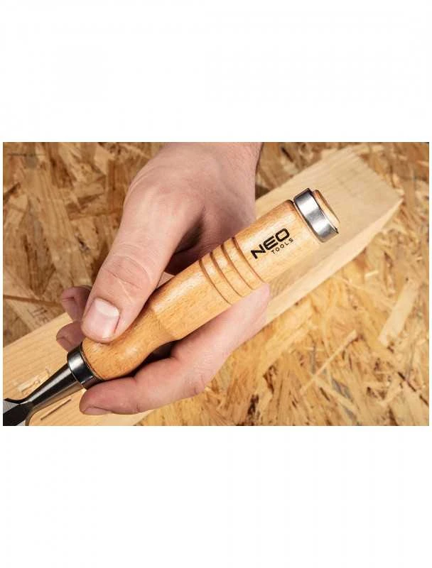 Kaltas NEO 37-832 32 mm CRV medinė rankena