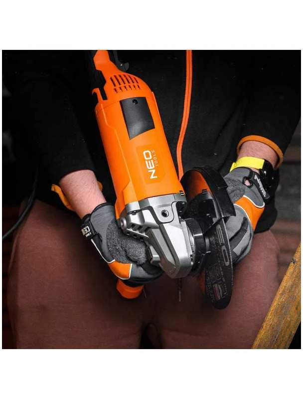 Kampinis šlifuoklis NEO TOOLS 04-715 3000W, 230 mm