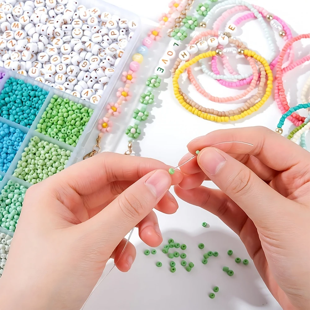 KARULLIŲ RINKINYS RAIDĖMS DARYTI APYRANKĖS Stiklo karoliukai DIY DOVANA 8000 vnt.