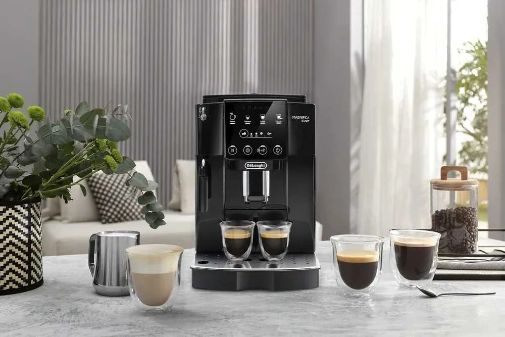 Kavos aparatas DeLonghi Magnifica Pradėti ECAM220.21.B Pupelė į