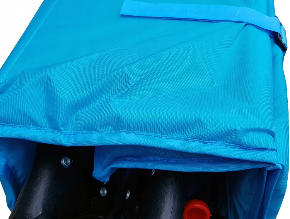Kelioninė lovelė Titan 70 x 110 cm mėlyna