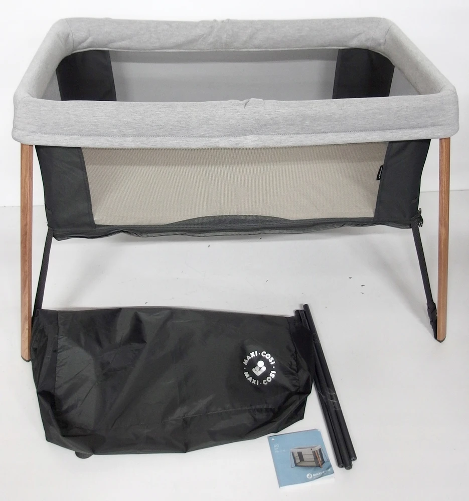 Kelioninė lovytė-maniežas Maxi Cosi Iris, Essential Graphite