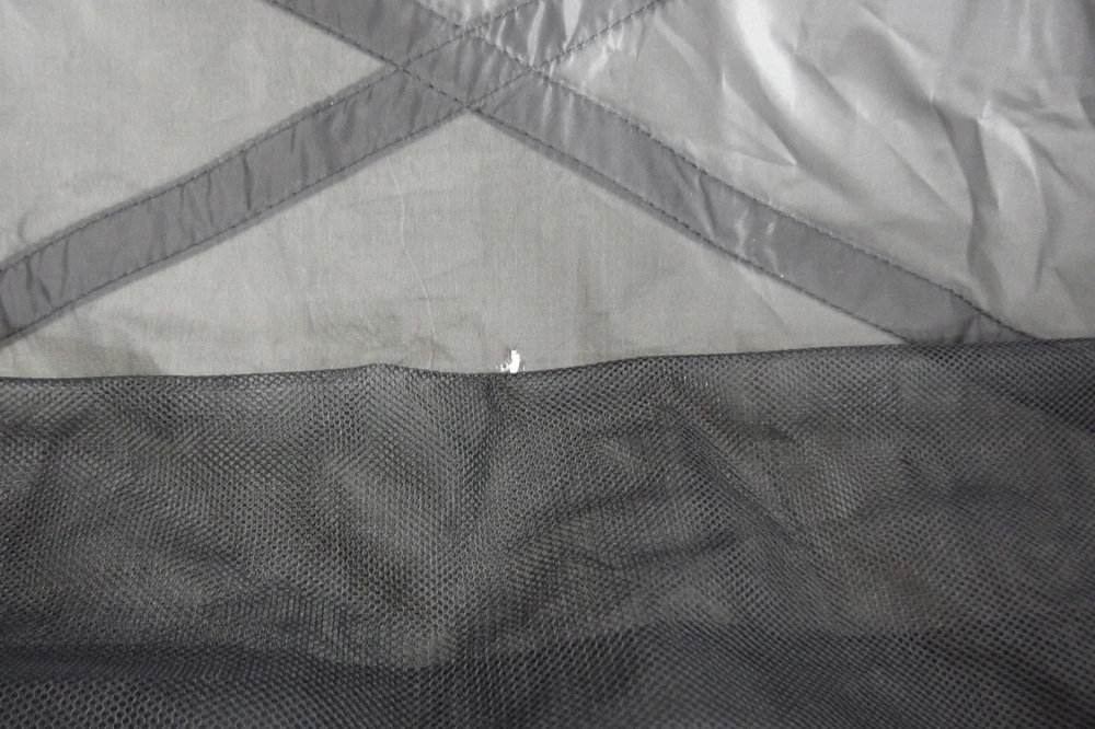 Kelioninė lovytė-maniežas Maxi Cosi Iris, Essential Graphite