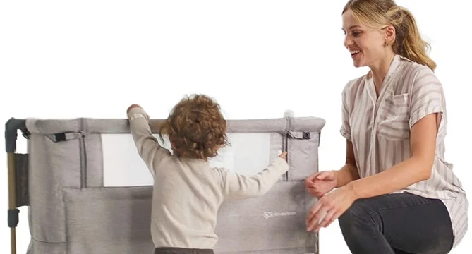 Kinderkraft Nestee Grow 2 - niemowlęce łóżeczko dostawne 3w1 | rusvai gelsvas Wood