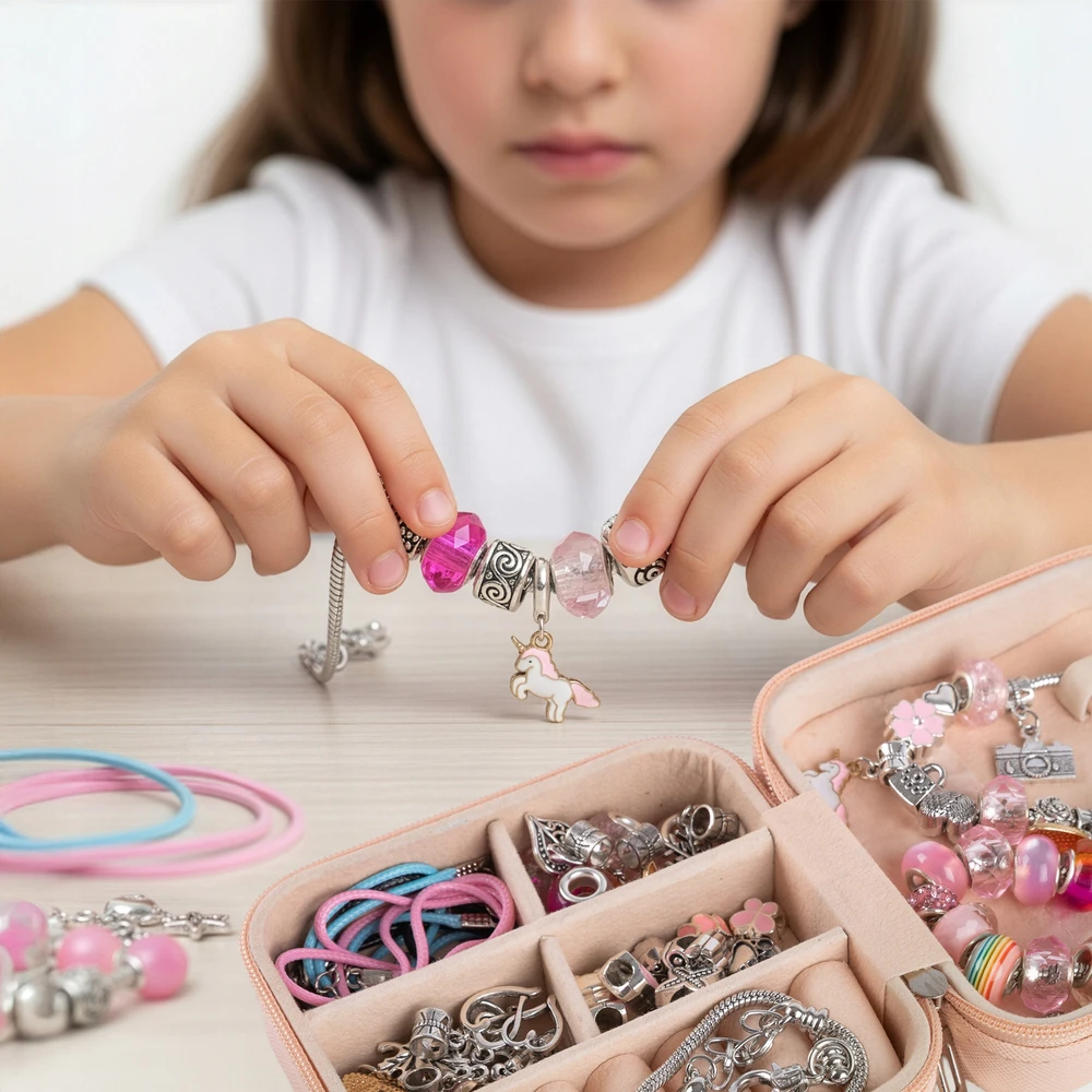 Kinderplay RINKINYS DARYTI APYNĖLEMS KORĖLĖMS PAPUOŠALŲ KARALIŲ DĖŽUTĖ