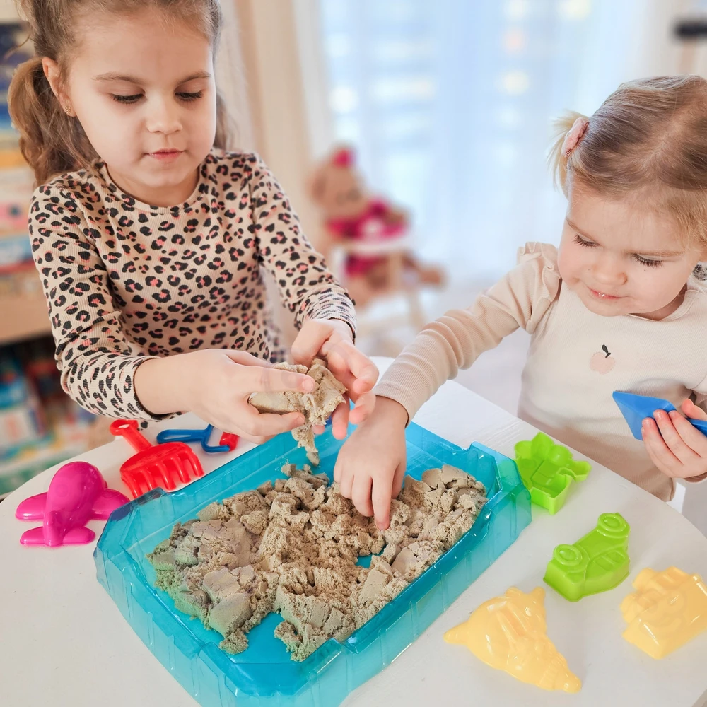 Woopie Kinetinis Smėlis 0,5kg Rinkinys su Staliuku ir Formelėmis