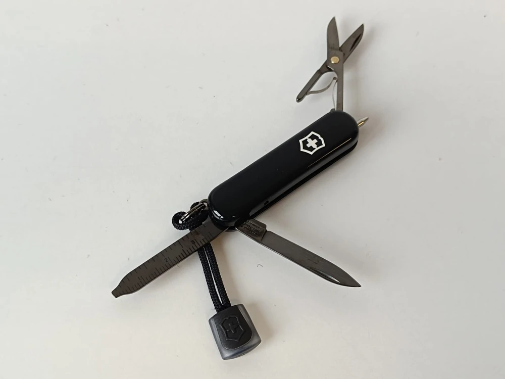 Kišeninis peilis Victorinox Signature Lite Onyx Juodas 0.6226.31P