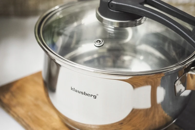 King Hoff Klausberg Puodas su dangteliu 1,7 l, skirtas DUJŲ INDUKCIJAI Aukštos kokybės nerūdijančio plieno