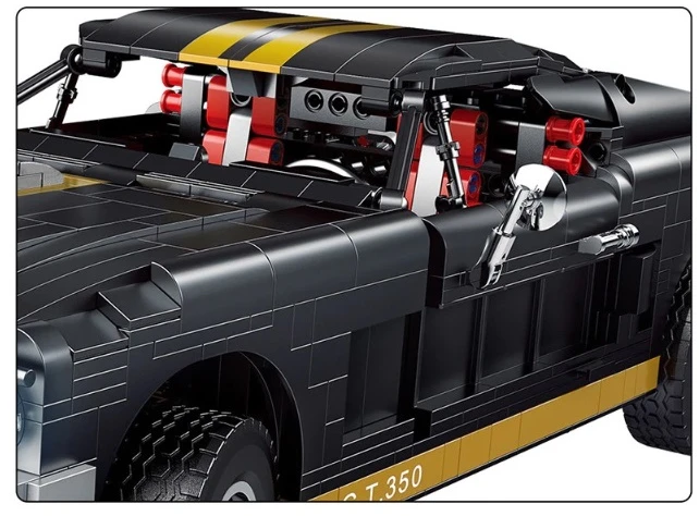 K&M „Ford Mustang“ MEGA KONSTRUKCINIAI BLOKAI TECHNIC 1817el (1817PCS)