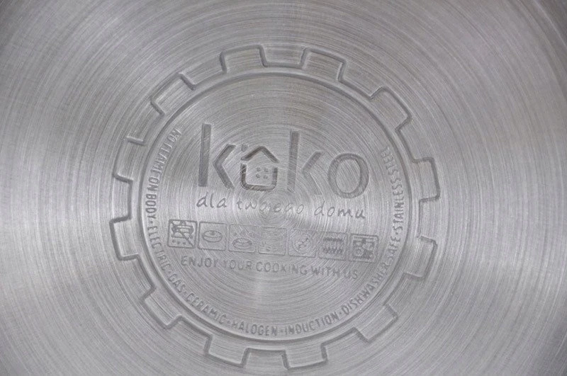 Koko NERŪDIJANČIOS INDUKCINĖS PUODAS 6L 24cm SU DANGČIU GILIAI STOROSIOS DUGNĖS SIENOS