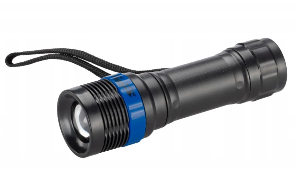 Kompaktiškas taktinis kišeninis žibintuvėlis su ZOOM, SMD LED objektyvu