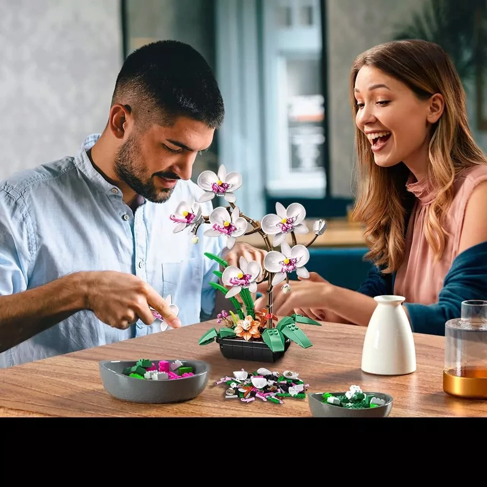 KONSTRUKCINIAI BLAKALAI, DIRBTINĖ ORCHIDĖJŲ AUGALA, RINKINYS SU GĖLĖMIS, 581 VNT.
