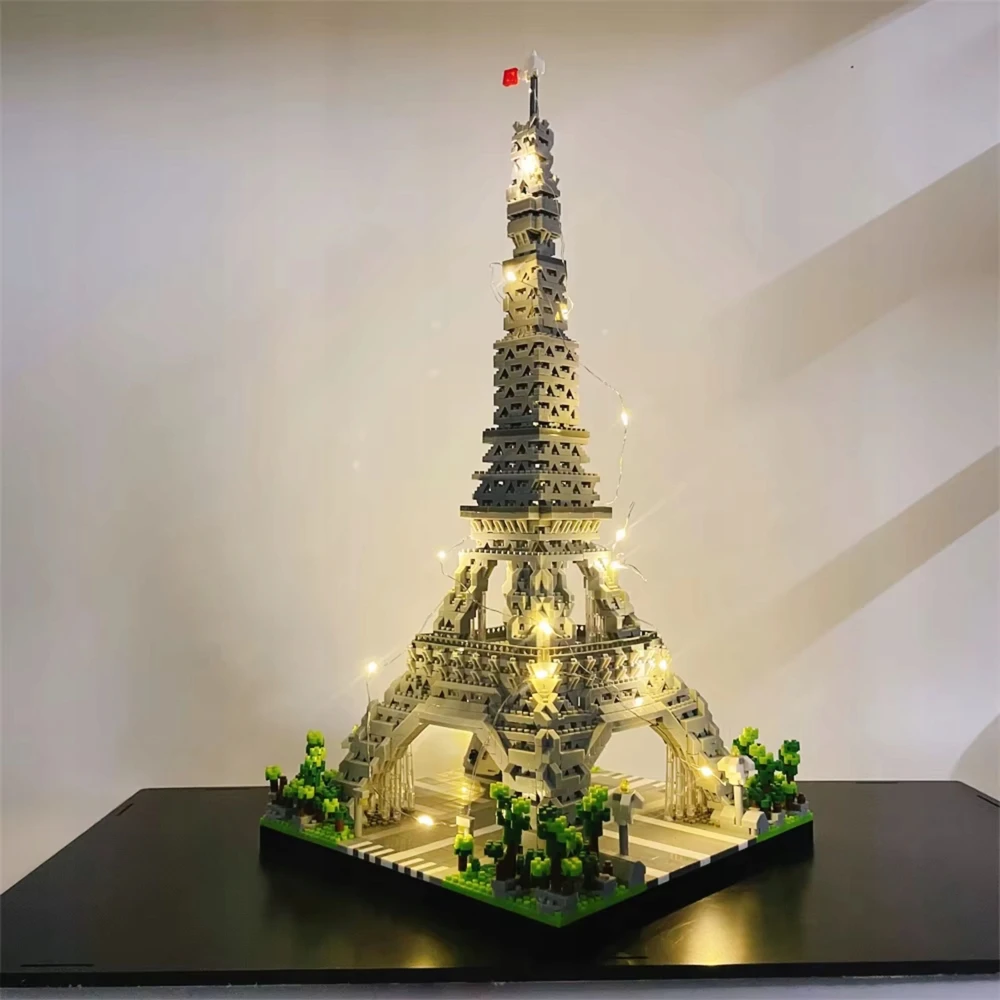 Konstrukcinių blokelių rinkinys Eifelio bokštas 40 cm plastikas 3585 vnt. LED