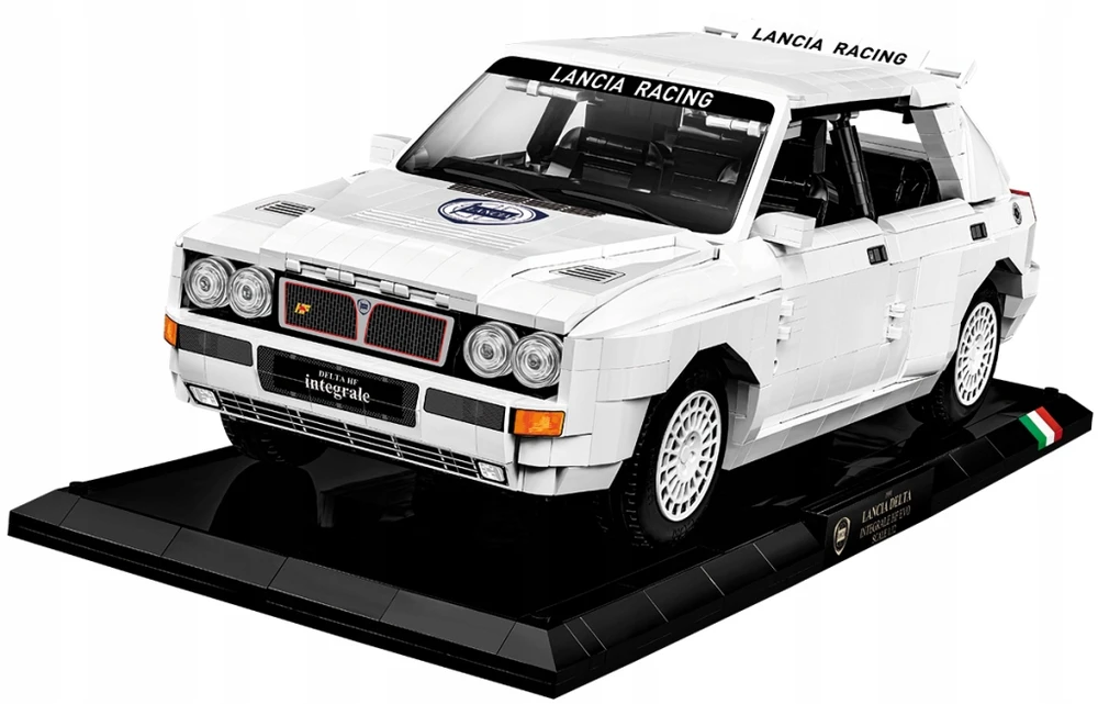 Konstruktorius Cobi Lancia Delta HF Integrale EVO automobilis 24356, 2294 d.