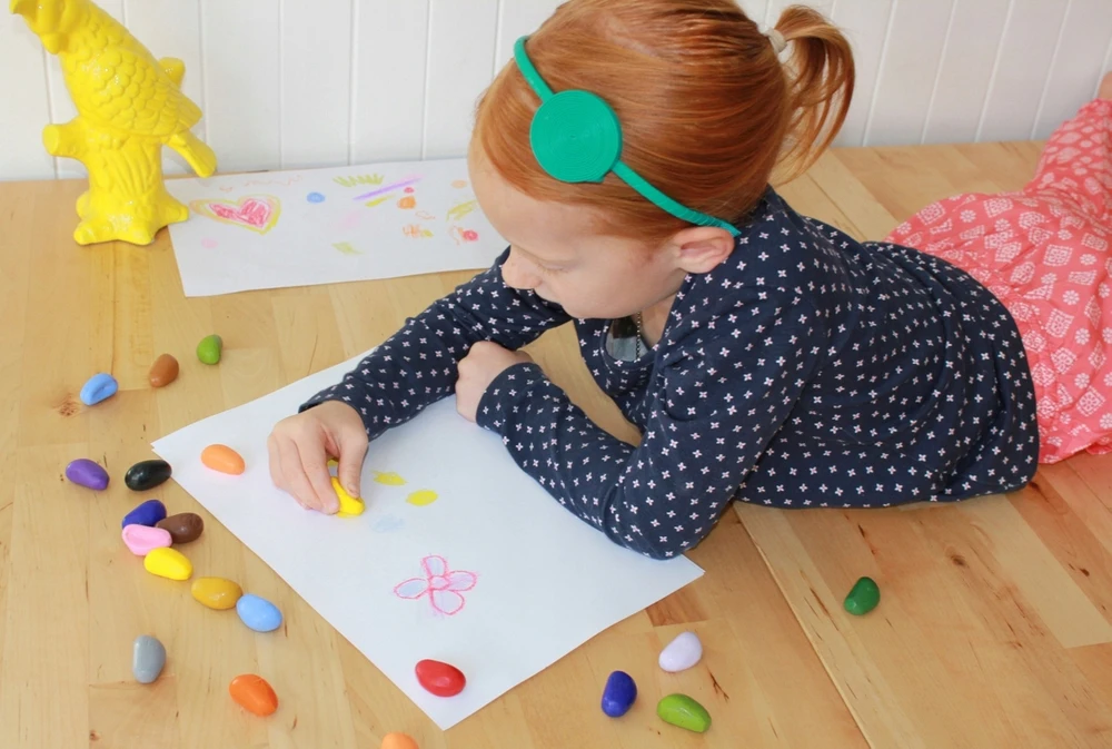 Kreidelės "Crayon Rocks" dėžutėje 64 vnt, 16 spalvų.