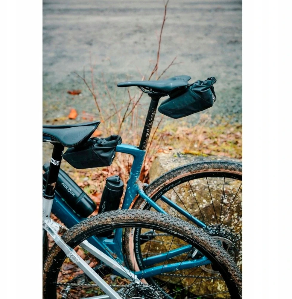 Krepšelis po balneliu Fidlock PINCLIP S +saddle base juodas