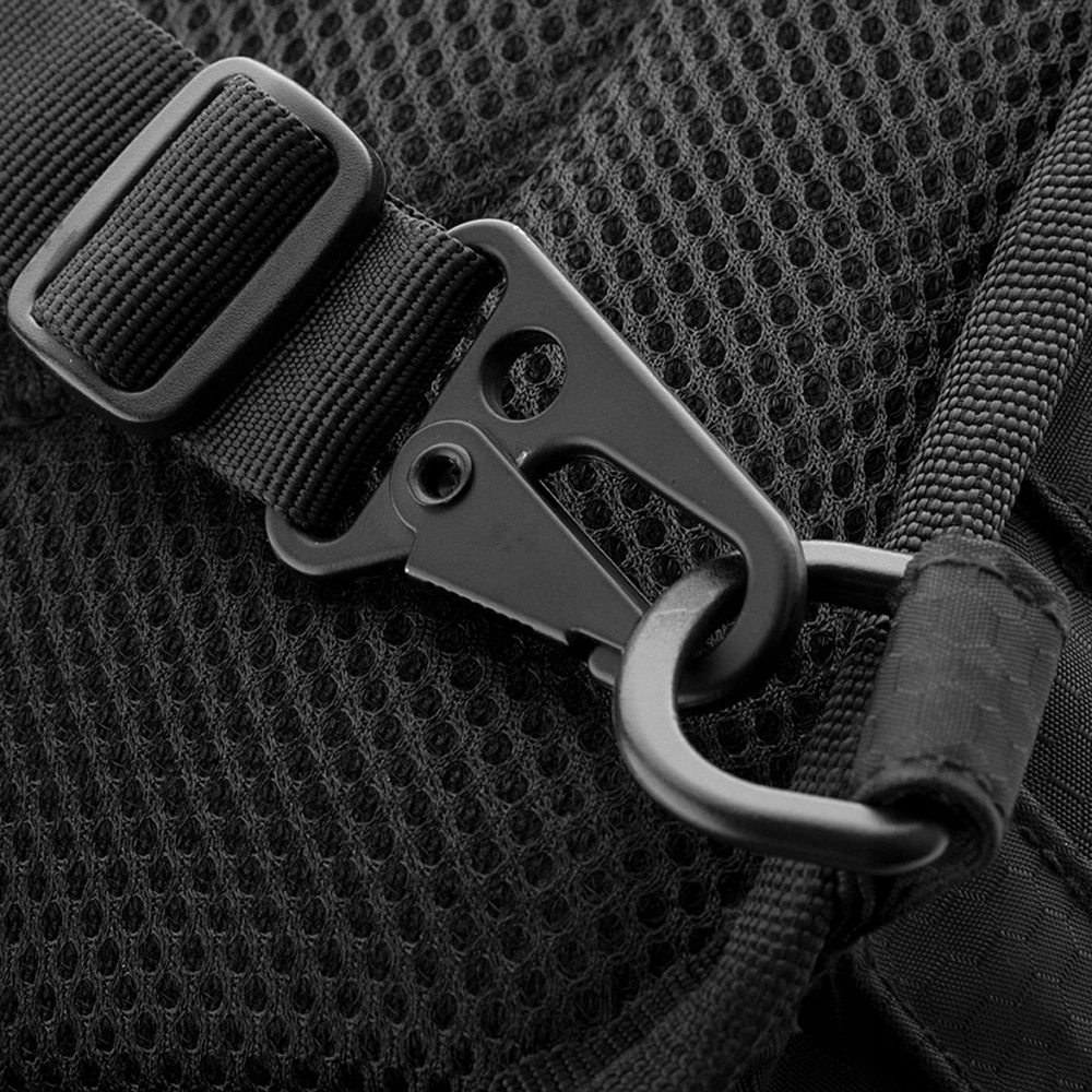 Rankinė M-Tac Urban Line City Hunter Hexagon, Juoda