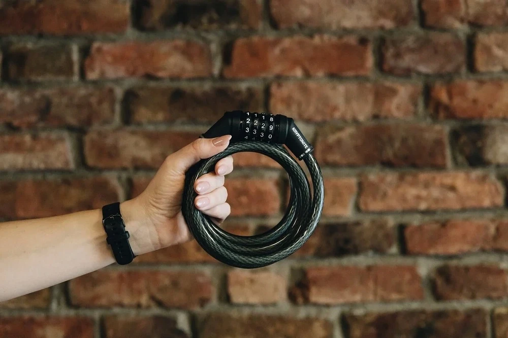 Kryptonite Kryptoflex K003311 – tvirta 1829 mm dviračio spyna su kodu