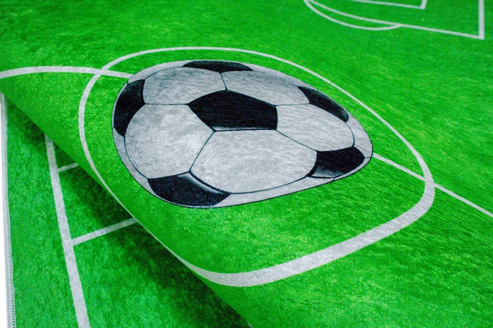 Kupdywan DYWAN Dziecięcy Dla Chłopca Kamuolys Gra Futbol BOISKO FIFA ANTYPOŚLIZG 80X150