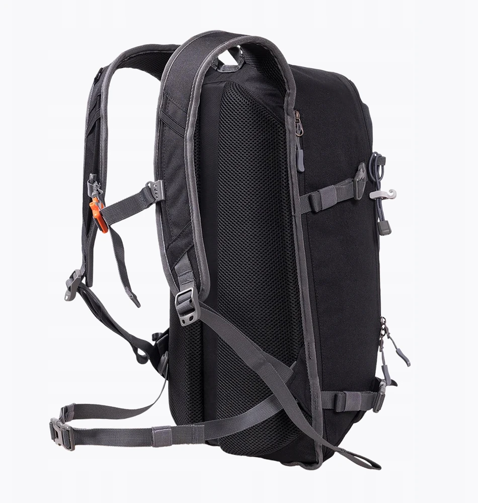Kuprinė Alpinus Peyto 22L, juoda
