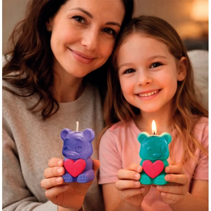 KŪRYBINIS MINI ŽVAKIŲ GAMYKLINIS RINKINYS - LOVE BEAR CLEMENTONI