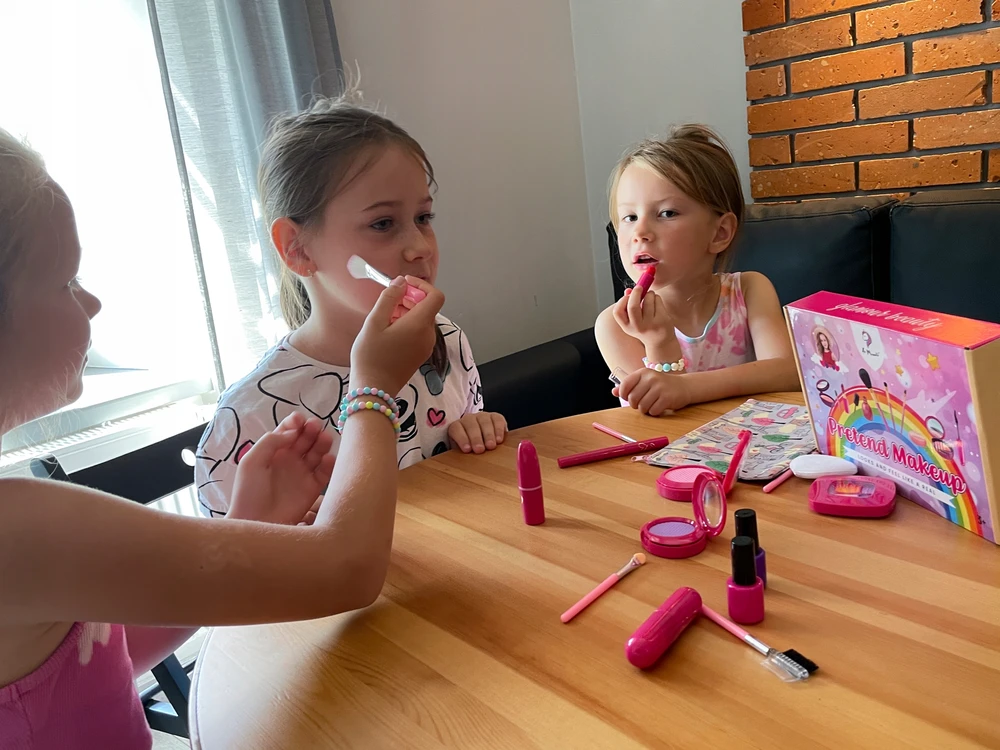 La Manuli Kosmetika mergaitėms Mažojo makiažo meistro makiažo rinkinys
