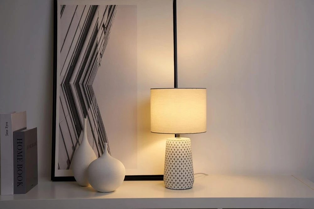 Lampa stołowa Pauleen Pretty Purity balta pilka ręcznie robiona 20W