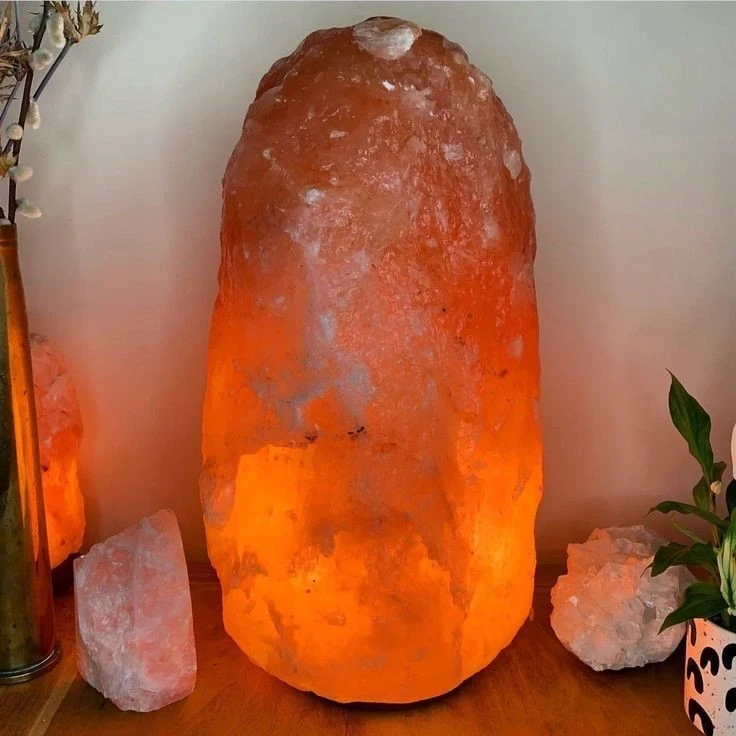 lampki solne Lampa solna himalajska 11-14 kg naturalna E14 drewniana podstawa