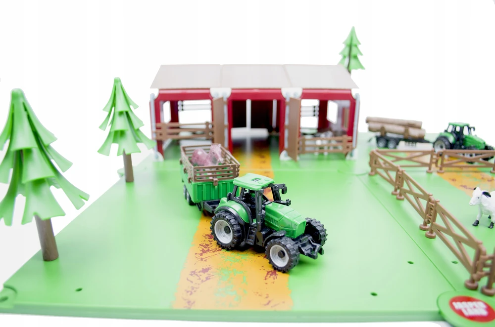 Landtoys ŪKIO DIDŽIAI GYVŪNAI LAUKIA DU TRAKTORIUS SU PRIEKABAIS GYVŪNAIS
