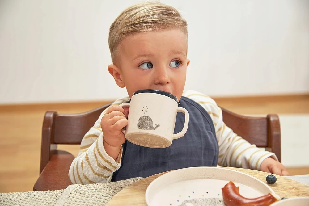Lassig VAIKŲ GERIMO PUODULIS SU RANKENĖLĖMIS, NUIMAMU DANČIU, 150ml