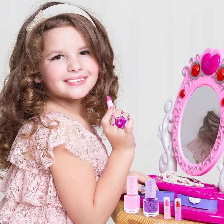 Lean Toys Grožio rinkinys su pliušine kosmetine ir katės motyvu