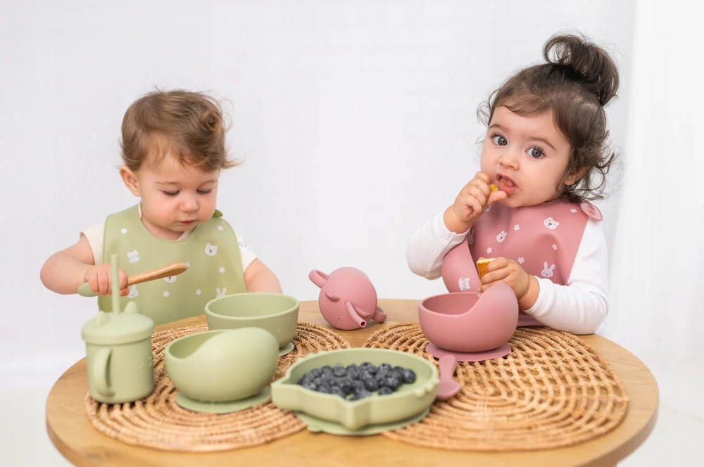 LEITIMO RINKINYS 4EL SILIKONINIS NESKLYDUS BPA LORELLI Žalias