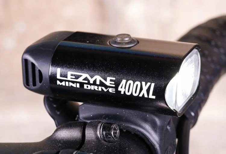 Lezyne Mini Drive 400 priekinė dviračio lemputė, 400 lm, Usb, juoda